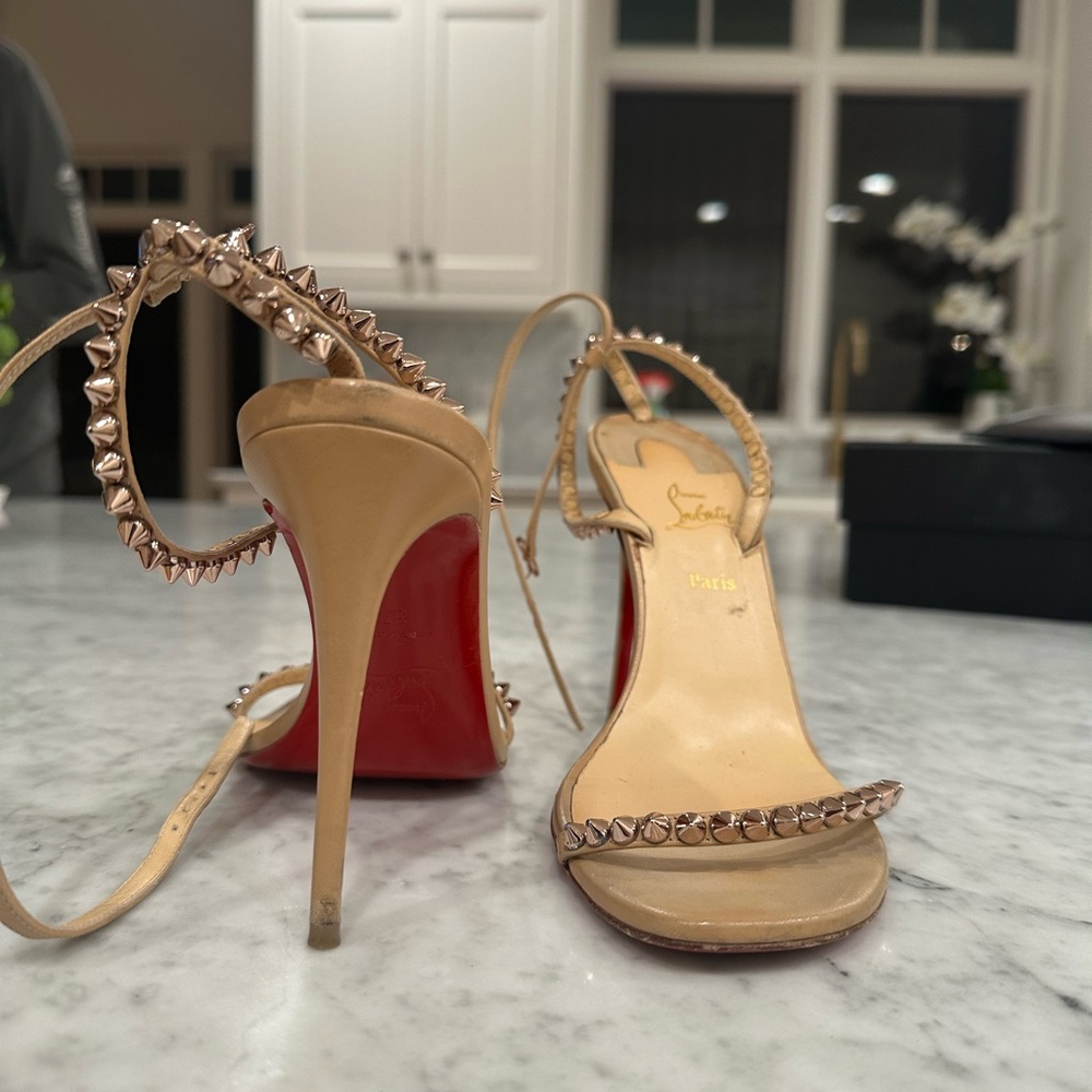 Christian Louboutin nude heels
